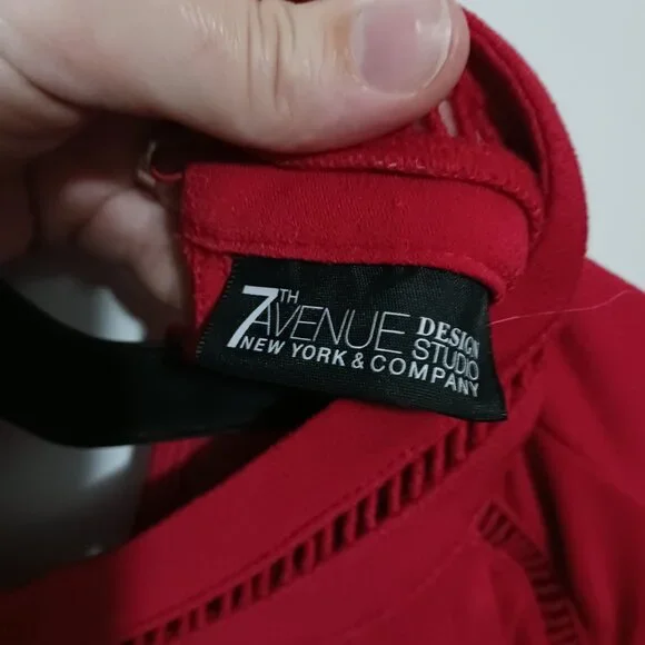 7th Avenue Red Long-Sleeve Blouse with Keyhole and Ruffles Women's Size S - Picture 3 of 4